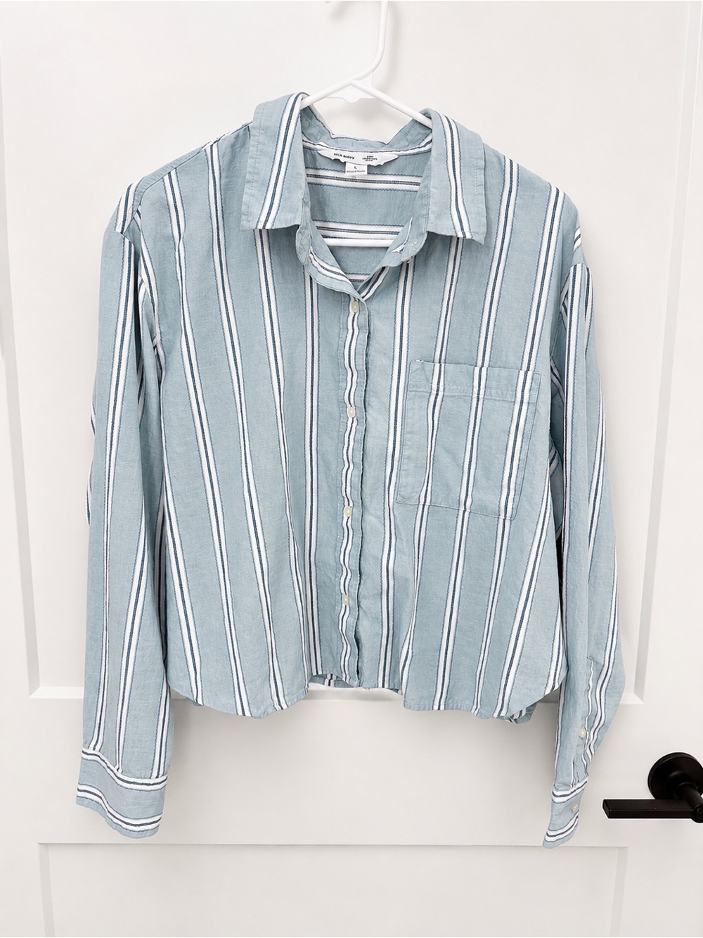 Old Navy The Cropped Shirt Blue White Striped Button Down Size L